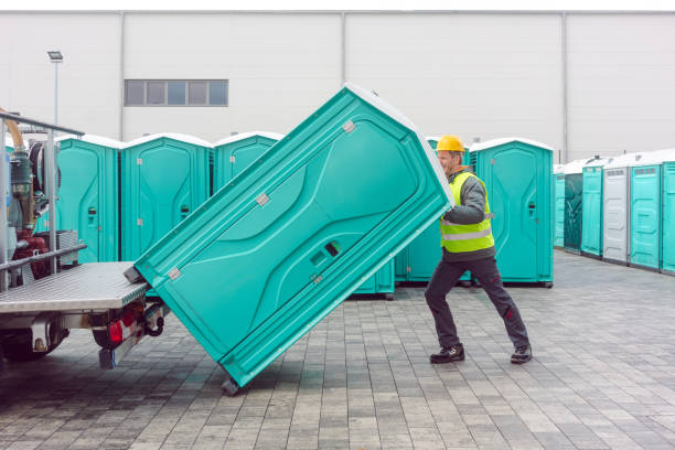 Best Portable toilet rental cost  in Wayne City, IL