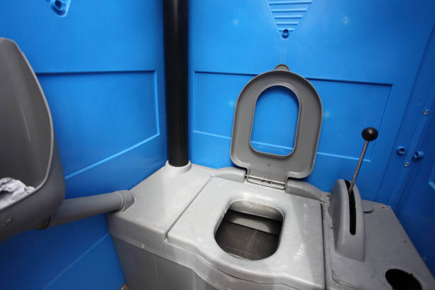 Affordable portable toilet rental in Wayne City, IL