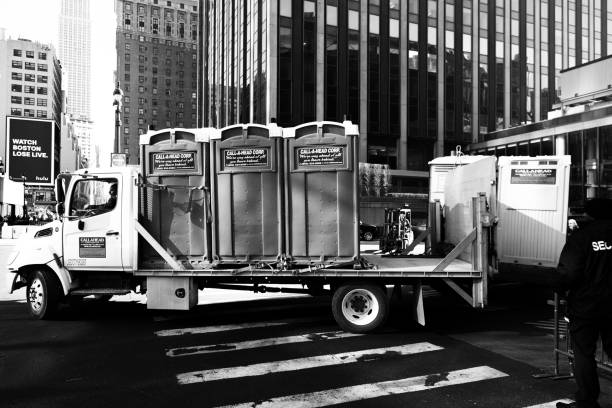Best Emergency porta potty rental  in Wayne City, IL